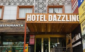 Dazzling Hotel - Taj Mahal View